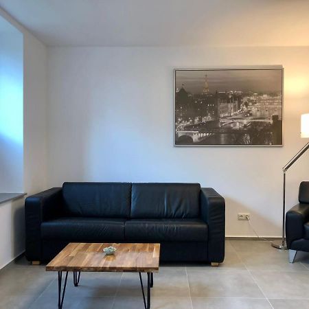 Erdgeschoss-Appartement Mit Seeterasse Ahrensbok Экстерьер фото