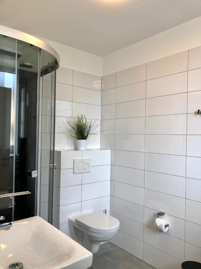 Erdgeschoss-Appartement Mit Seeterasse Ahrensbok Экстерьер фото