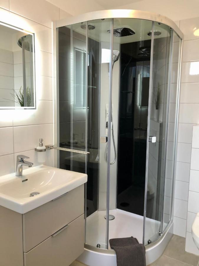Erdgeschoss-Appartement Mit Seeterasse Ahrensbok Экстерьер фото